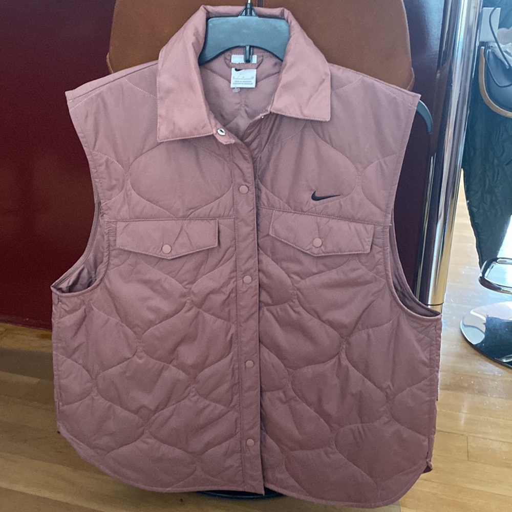 Nike Sportswear Essential Smoky Quilted Vest - Picture 4 of 8